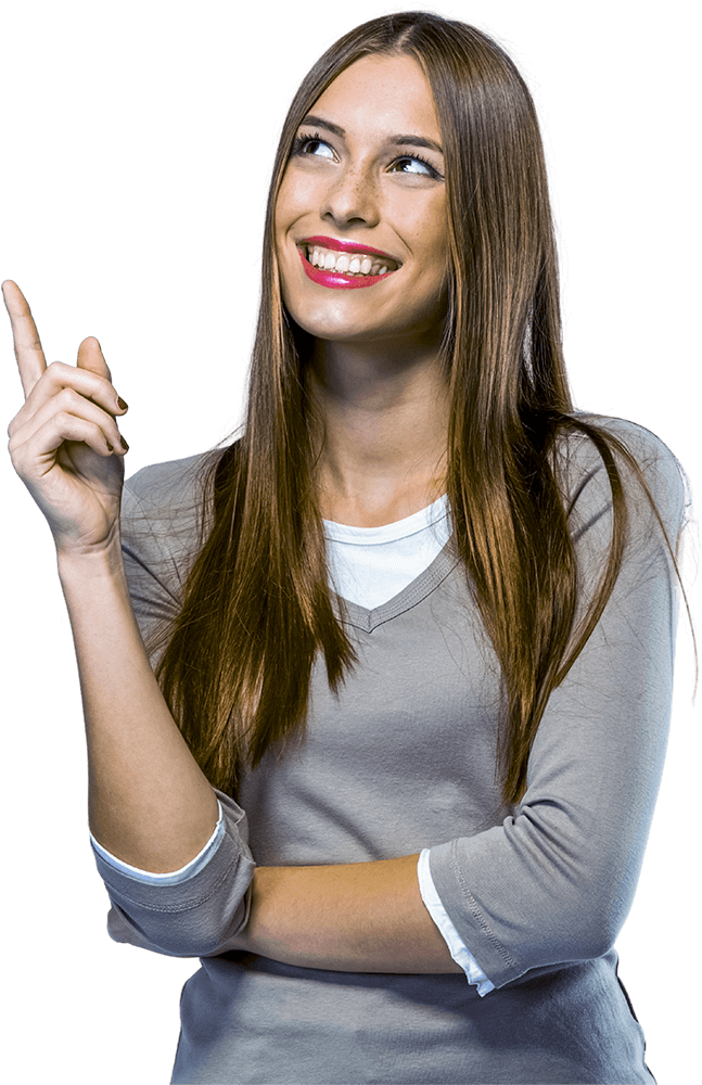 Photo of a smiling woman pointing up towards a badge displaying 1,9% service fee